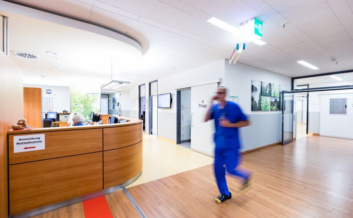 Bild von Kontaktnummer für ärztliche Kollegen und Zuweiser außerhalb der Dienstzeit