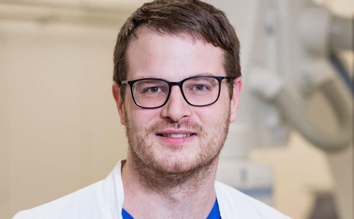 Bild von Dr. med. univ. Daniel Simon